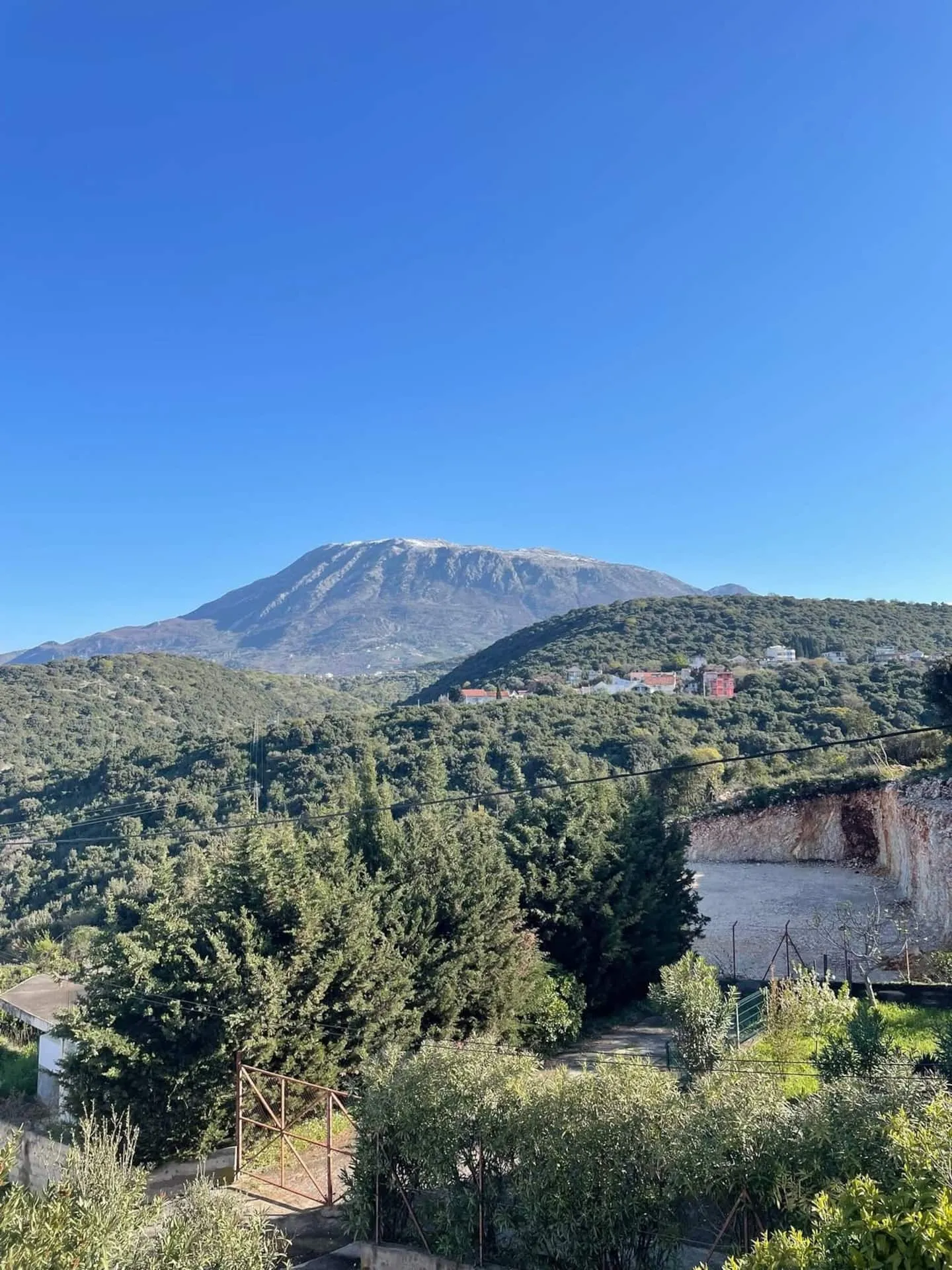 Vuoristomaisema Villa Adriaticilta katsottuna
